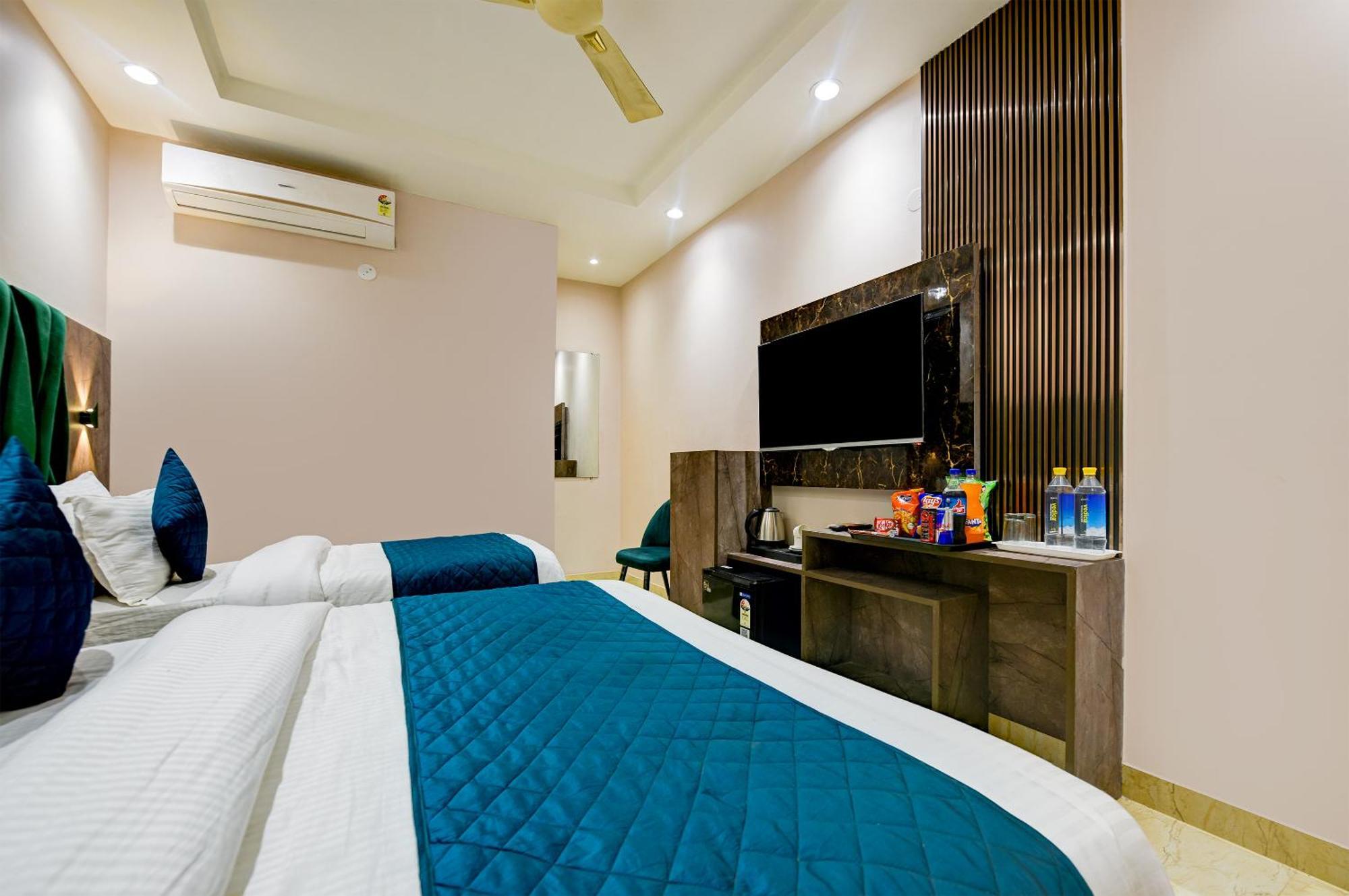 The Pearl Plaza Hotel In City Centre - Near New Delhi Railway Station Exterior foto