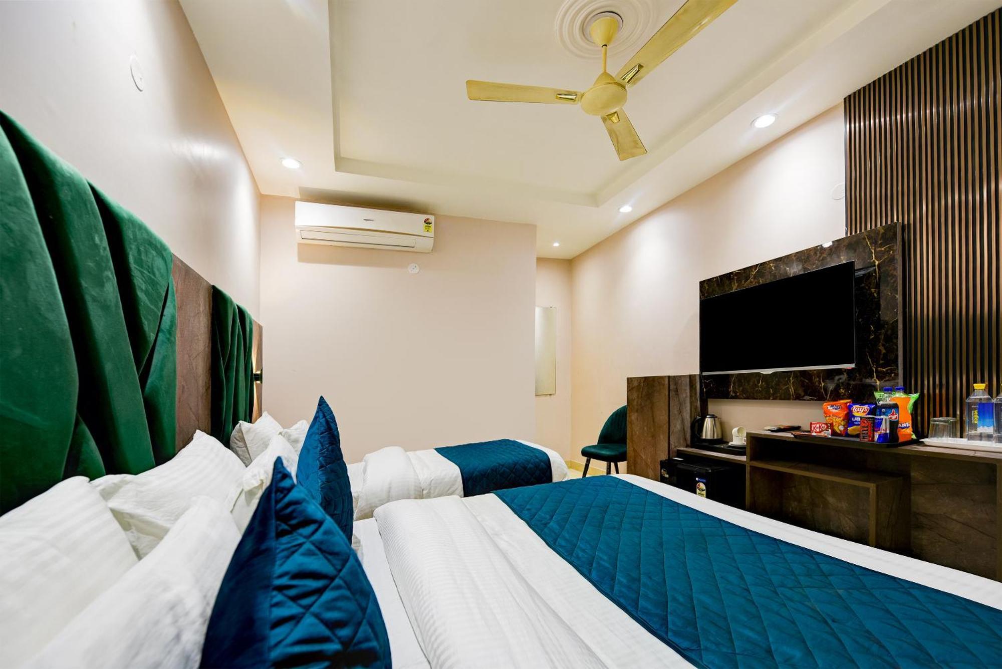 The Pearl Plaza Hotel In City Centre - Near New Delhi Railway Station Exterior foto