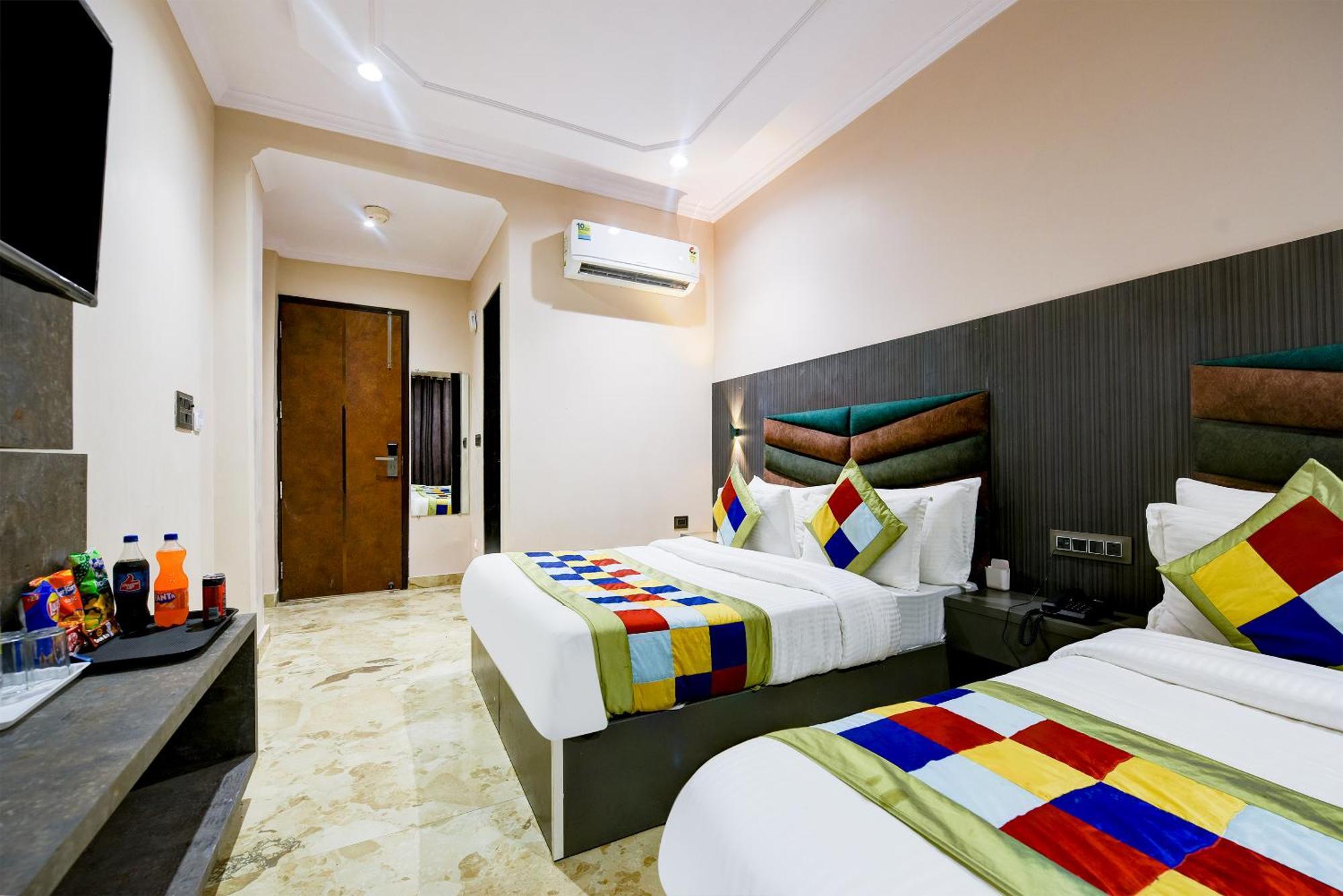 The Pearl Plaza Hotel In City Centre - Near New Delhi Railway Station Exterior foto